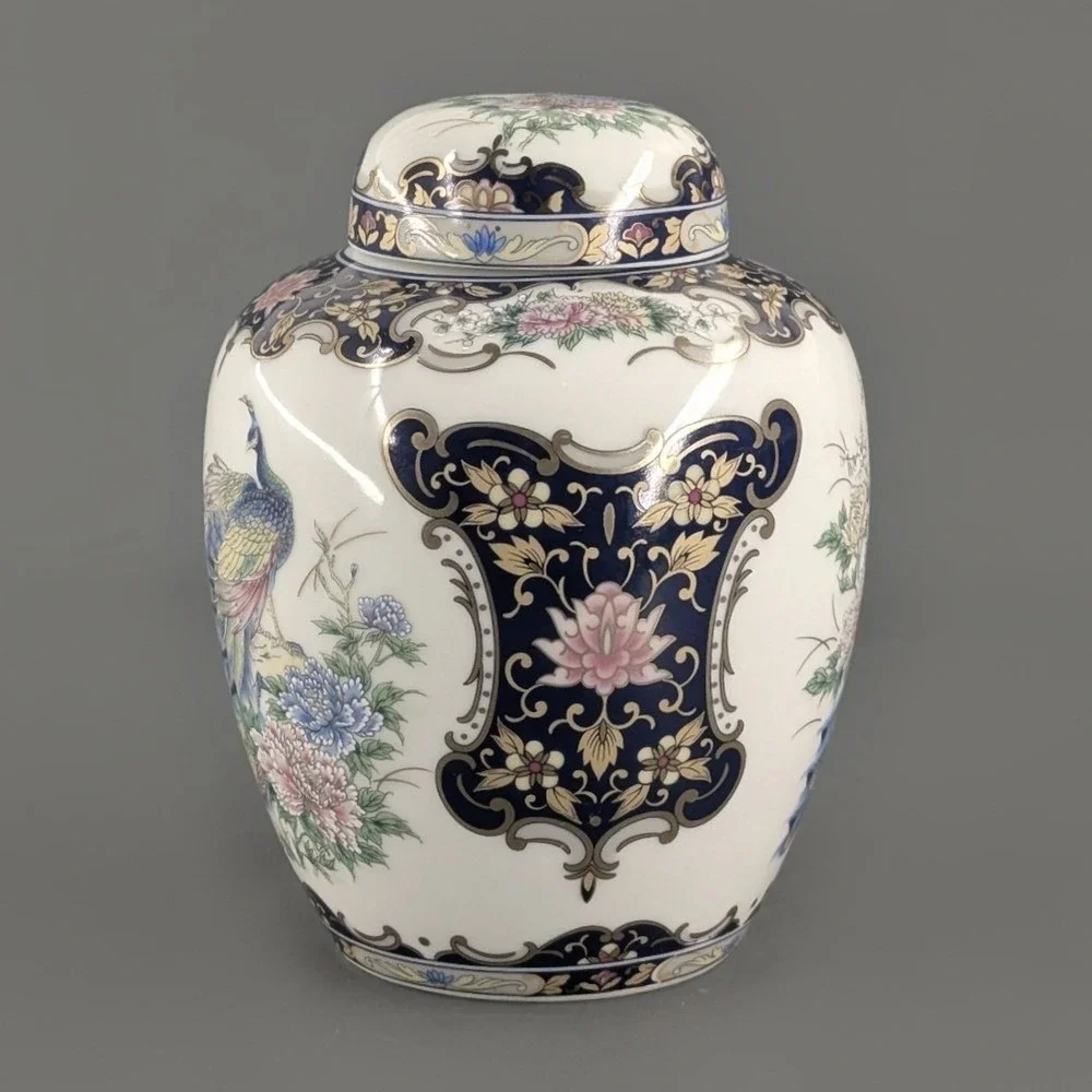 Toyo Japan Porcelain Ginger Jar Peacock Floral Gold Gilt Cobalt Blue 6 Inch